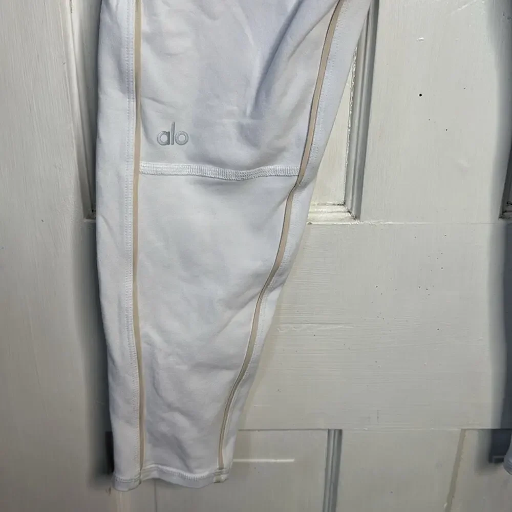 Alo Yoga 7/8 Airbrush White Guard Leggings W1295 Sz M